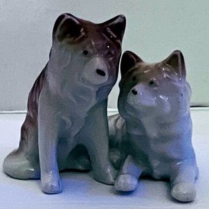Vintage Figurine Two Dogs